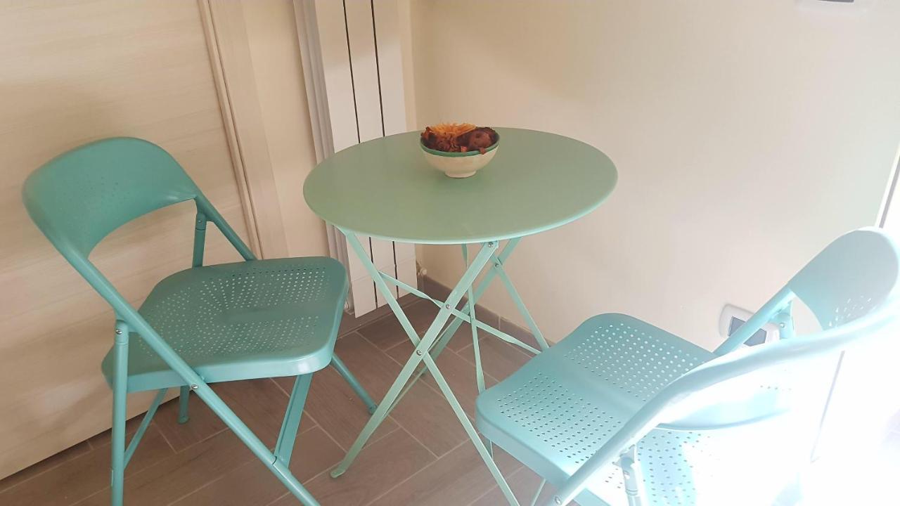 Metro Duomo B&B ナポリ エクステリア 写真